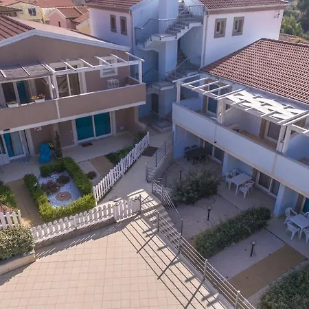 Tatil Evi Morello Con Piscina E Giardino Privato, Climatizzata Viddalba